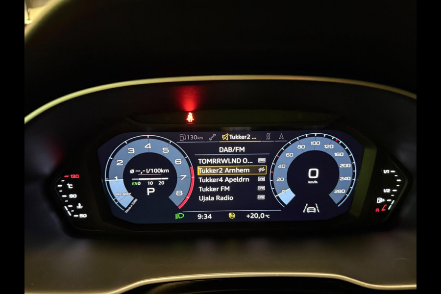 Audi Q3 35 TFSI S-LINE BLACK-LINE 20'' PANO/DAB/CARPLAY/STOEL-M/CAM/LED///