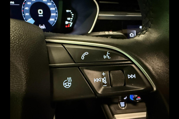 Audi Q3 35 TFSI S-LINE BLACK-LINE 20'' PANO/DAB/CARPLAY/STOEL-M/CAM/LED///