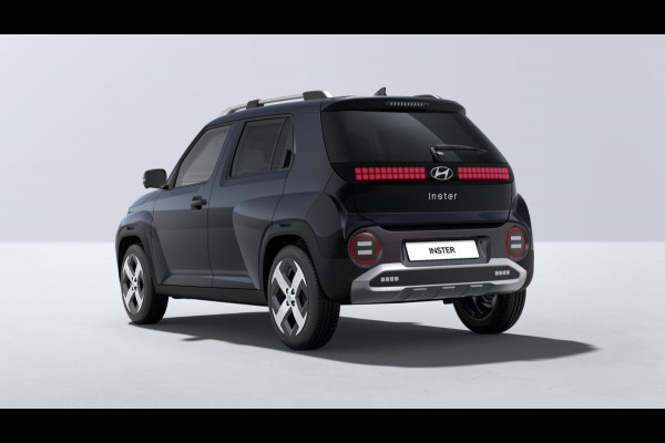 Hyundai Inster Evolve 49 kWh | Abyss Black Pearl