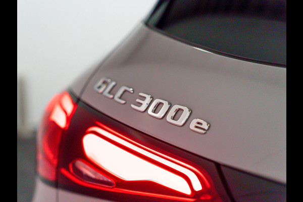Mercedes-Benz GLC GLC 300e 4MATIC AMG Line | MANUFAKTUR Alpin