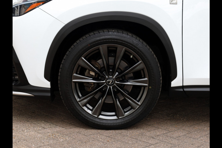 Lexus NX 450h+ AWD F Sport Line | Adaptief onderstel | 360 camera | Stoel