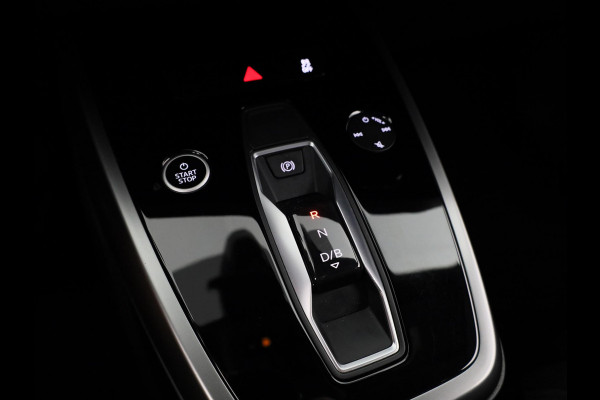 Audi Q4 e-tron 40 Launch edition Advanced 77 kWh 204pk | SoH 93% | Navigatie | Keyless-pakket | Sonos Premium Sound | 20 inch Lichtmetalen velgen