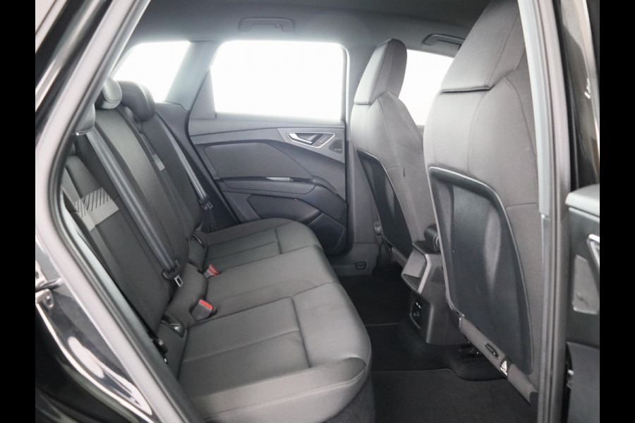 Audi Q4 e-tron 40 Launch edition Advanced 77 kWh 204pk | SoH 93% | Navigatie | Keyless-pakket | Sonos Premium Sound | 20 inch Lichtmetalen velgen