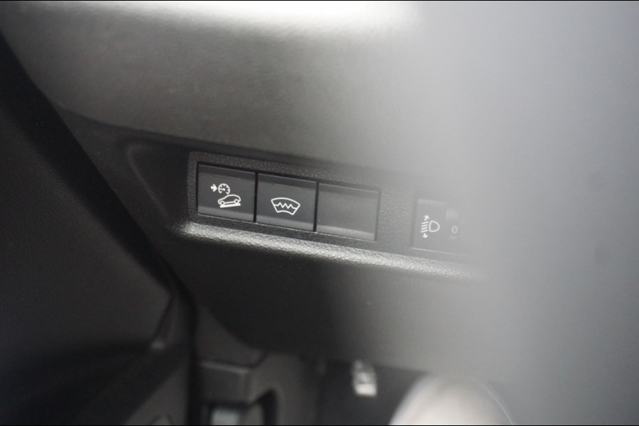 Jeep Avenger ALTITUDE CARPLAY | ADAPTIVE CRUISE | STOELVERW. | 4S BAND | LUXE