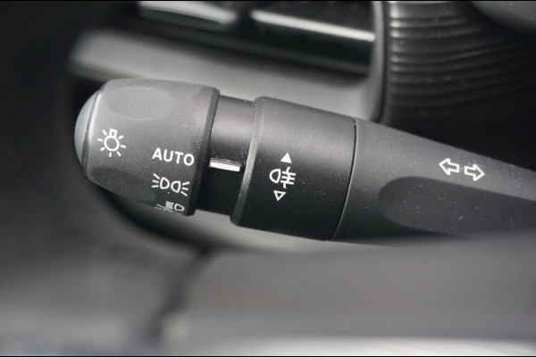Jeep Avenger ALTITUDE CARPLAY | ADAPTIVE CRUISE | STOELVERW. | 4S BAND | LUXE