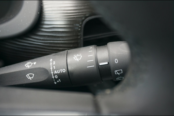 Jeep Avenger ALTITUDE CARPLAY | ADAPTIVE CRUISE | STOELVERW. | 4S BAND | LUXE
