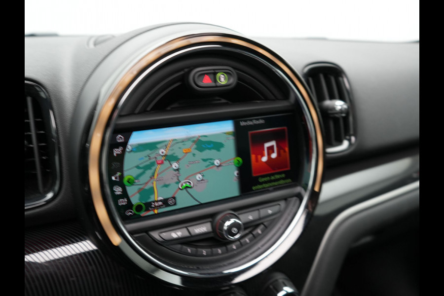 MINI Countryman 2.0 Cooper S E ALL4 Yours Plug In Hybrid 225pk PHEV | Panodak | Adaptive Cruise | Lederen Sportstoelen Memory | Head Up | 19"L.M | Harman Kardon | Apple Carplay | Camera | Keyless | 18"L.M |