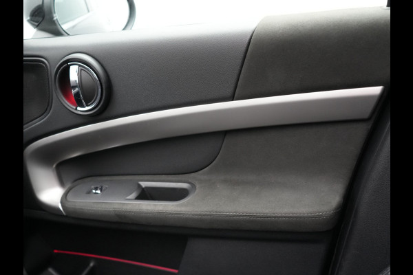 MINI Countryman 2.0 Cooper S E ALL4 Yours Plug In Hybrid 225pk PHEV | Panodak | Adaptive Cruise | Lederen Sportstoelen Memory | Head Up | 19"L.M | Harman Kardon | Apple Carplay | Camera | Keyless | 18"L.M |