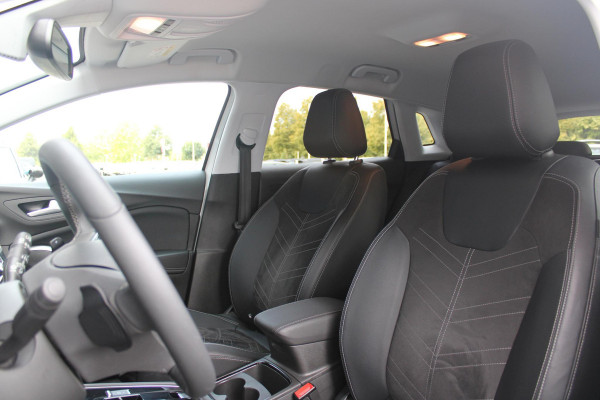 Opel Grandland 1.2 Turbo 130PK AUTOMAAT ULTIMATE | STOEL/STUUR/VOORRUIT VERWARMING | ACHTRERUITRIJ CAMERA | DODEHOEK DETECTIE | ELEKTRISCH BEDIENBARE ACHTERKLEP | FULL LED MATRIX KOPLAMPEN | NAVIGATIE | 19" LICHTMETALEN VELGEN | ALCANTARA BEKLEDING | APPLE CARPLAY/ANDROID AUTO | DRAADLOZE TELEFOONLADER | KEYLESS ENTRY/START | BLACK PACK | ADAPTIVE CRUISE CONTROL |