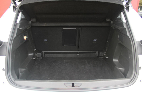 Opel Grandland 1.2 Turbo 130PK AUTOMAAT ULTIMATE | STOEL/STUUR/VOORRUIT VERWARMING | ACHTRERUITRIJ CAMERA | DODEHOEK DETECTIE | ELEKTRISCH BEDIENBARE ACHTERKLEP | FULL LED MATRIX KOPLAMPEN | NAVIGATIE | 19" LICHTMETALEN VELGEN | ALCANTARA BEKLEDING | APPLE CARPLAY/ANDROID AUTO | DRAADLOZE TELEFOONLADER | KEYLESS ENTRY/START | BLACK PACK | ADAPTIVE CRUISE CONTROL |