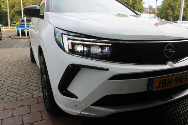 Opel Grandland 1.2 Turbo 130PK AUTOMAAT ULTIMATE | STOEL/STUUR/VOORRUIT VERWARMING | ACHTRERUITRIJ CAMERA | DODEHOEK DETECTIE | ELEKTRISCH BEDIENBARE ACHTERKLEP | FULL LED MATRIX KOPLAMPEN | NAVIGATIE | 19" LICHTMETALEN VELGEN | ALCANTARA BEKLEDING | APPLE CARPLAY/ANDROID AUTO | DRAADLOZE TELEFOONLADER | KEYLESS ENTRY/START | BLACK PACK | ADAPTIVE CRUISE CONTROL |