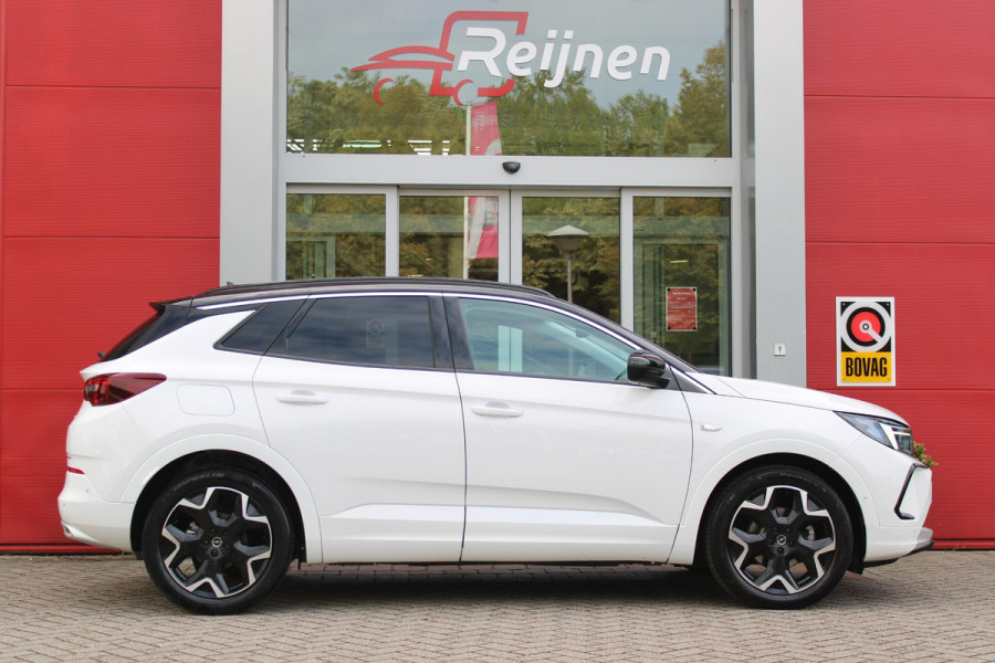 Opel Grandland 1.2 Turbo 130PK AUTOMAAT ULTIMATE | STOEL/STUUR/VOORRUIT VERWARMING | ACHTRERUITRIJ CAMERA | DODEHOEK DETECTIE | ELEKTRISCH BEDIENBARE ACHTERKLEP | FULL LED MATRIX KOPLAMPEN | NAVIGATIE | 19" LICHTMETALEN VELGEN | ALCANTARA BEKLEDING | APPLE CARPLAY/ANDROID AUTO | DRAADLOZE TELEFOONLADER | KEYLESS ENTRY/START | BLACK PACK | ADAPTIVE CRUISE CONTROL |