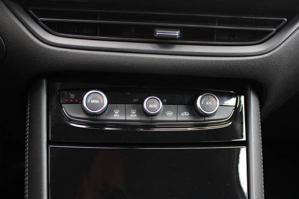 Opel Grandland 1.2 Turbo 130PK AUTOMAAT ULTIMATE | STOEL/STUUR/VOORRUIT VERWARMING | ACHTRERUITRIJ CAMERA | DODEHOEK DETECTIE | ELEKTRISCH BEDIENBARE ACHTERKLEP | FULL LED MATRIX KOPLAMPEN | NAVIGATIE | 19" LICHTMETALEN VELGEN | ALCANTARA BEKLEDING | APPLE CARPLAY/ANDROID AUTO | DRAADLOZE TELEFOONLADER | KEYLESS ENTRY/START | BLACK PACK | ADAPTIVE CRUISE CONTROL |