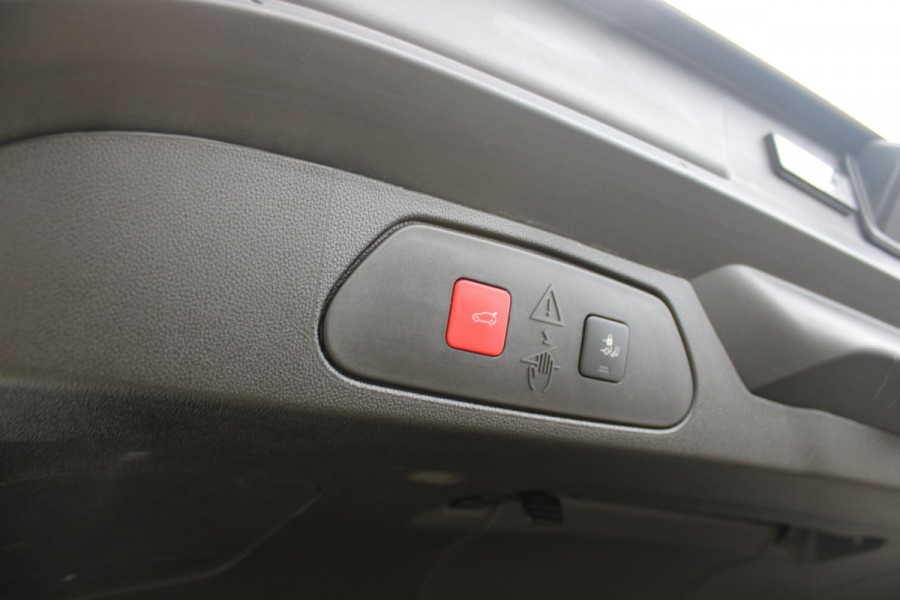 Opel Grandland 1.2 Turbo 130PK AUTOMAAT ULTIMATE | STOEL/STUUR/VOORRUIT VERWARMING | ACHTRERUITRIJ CAMERA | DODEHOEK DETECTIE | ELEKTRISCH BEDIENBARE ACHTERKLEP | FULL LED MATRIX KOPLAMPEN | NAVIGATIE | 19" LICHTMETALEN VELGEN | ALCANTARA BEKLEDING | APPLE CARPLAY/ANDROID AUTO | DRAADLOZE TELEFOONLADER | KEYLESS ENTRY/START | BLACK PACK | ADAPTIVE CRUISE CONTROL |