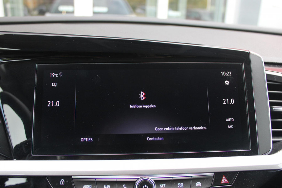 Opel Grandland 1.2 Turbo 130PK AUTOMAAT ULTIMATE | STOEL/STUUR/VOORRUIT VERWARMING | ACHTRERUITRIJ CAMERA | DODEHOEK DETECTIE | ELEKTRISCH BEDIENBARE ACHTERKLEP | FULL LED MATRIX KOPLAMPEN | NAVIGATIE | 19" LICHTMETALEN VELGEN | ALCANTARA BEKLEDING | APPLE CARPLAY/ANDROID AUTO | DRAADLOZE TELEFOONLADER | KEYLESS ENTRY/START | BLACK PACK | ADAPTIVE CRUISE CONTROL |