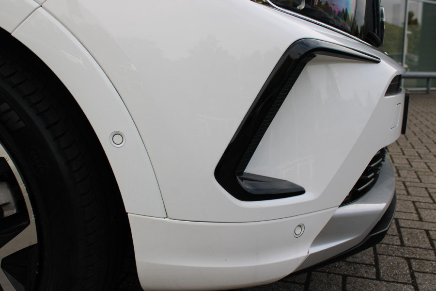 Opel Grandland 1.2 Turbo 130PK AUTOMAAT ULTIMATE | STOEL/STUUR/VOORRUIT VERWARMING | ACHTRERUITRIJ CAMERA | DODEHOEK DETECTIE | ELEKTRISCH BEDIENBARE ACHTERKLEP | FULL LED MATRIX KOPLAMPEN | NAVIGATIE | 19" LICHTMETALEN VELGEN | ALCANTARA BEKLEDING | APPLE CARPLAY/ANDROID AUTO | DRAADLOZE TELEFOONLADER | KEYLESS ENTRY/START | BLACK PACK | ADAPTIVE CRUISE CONTROL |