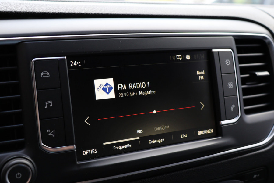 Opel Vivaro 2.0 CDTI L2H1 Innovation | ACC | Camera | Head-up | Navigatie | F1 Flippers | Carplay | Lederen bekleding | Stoelverwarming | Trekhaak | Dealer onderhouden |Nieuwe APK