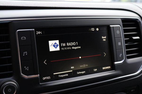 Opel Vivaro 2.0 CDTI L2H1 Innovation | ACC | Camera | Head-up | Navigatie | F1 Flippers | Carplay | Lederen bekleding | Stoelverwarming | Trekhaak | Dealer onderhouden |Nieuwe APK