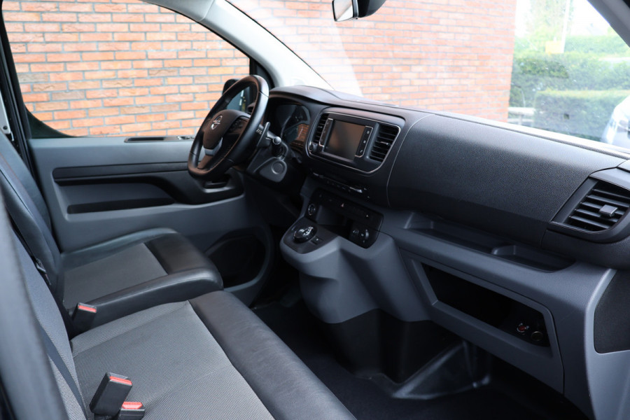 Opel Vivaro 2.0 CDTI L2H1 Innovation | ACC | Camera | Head-up | Navigatie | F1 Flippers | Carplay | Lederen bekleding | Stoelverwarming | Trekhaak | Dealer onderhouden |Nieuwe APK