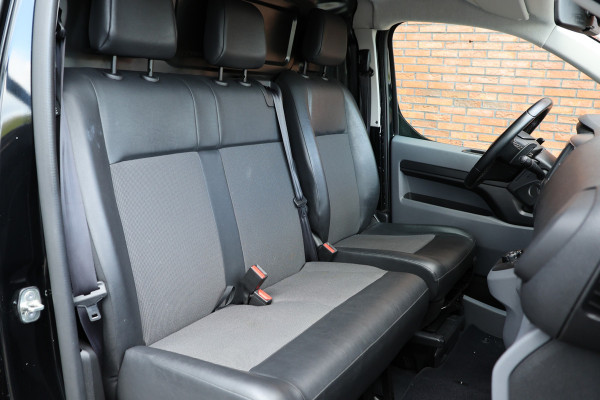 Opel Vivaro 2.0 CDTI L2H1 Innovation | ACC | Camera | Head-up | Navigatie | F1 Flippers | Carplay | Lederen bekleding | Stoelverwarming | Trekhaak | Dealer onderhouden |Nieuwe APK