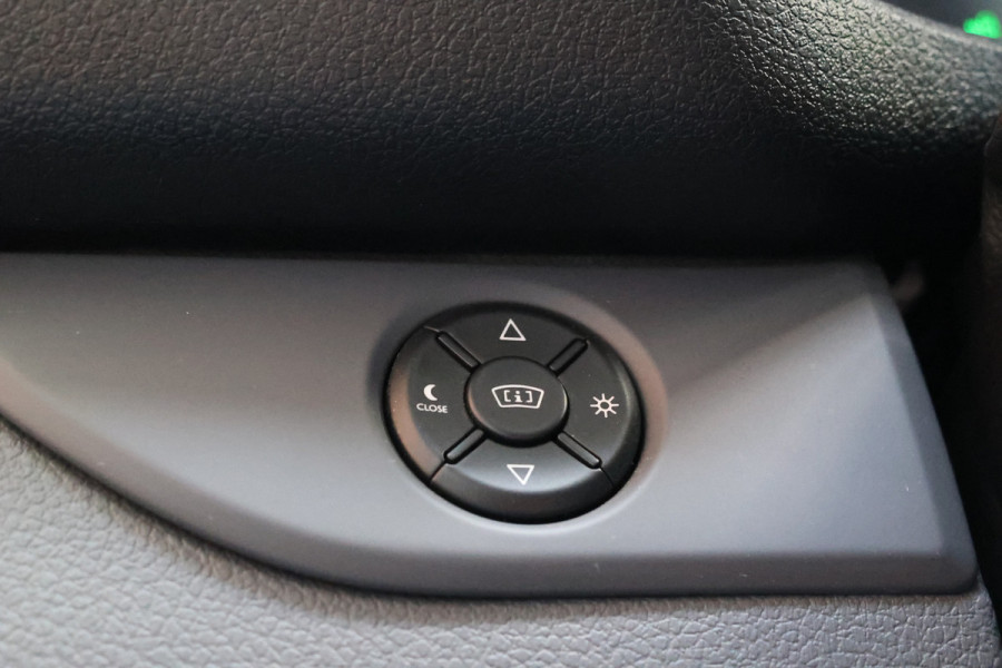Opel Vivaro 2.0 CDTI L2H1 Innovation | ACC | Camera | Head-up | Navigatie | F1 Flippers | Carplay | Lederen bekleding | Stoelverwarming | Trekhaak | Dealer onderhouden |Nieuwe APK