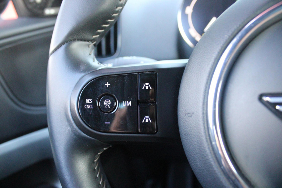 MINI Countryman 2.0 Cooper S E ALL4 UNTAMED | PANORAMISCH SCHUIF/KANTEL DAK | HARMAN KARDON PREMIUM AUDIO SYSTEM | FULL LEDEREN BEKLEDING | ELEKTRISCH BEDIENBARE VOORSTOELEN MET GEHEUGEN OP DE BESTUURDERSSTOEL | DRAADLOZE APPLE CARPLAY/ANDROID AUTO | DRAADLOZE TELEFOONLADER | NAVIGATIE | ACHTERUITRIJ CAMERA | FULL LED KOPLAMPEN | STOEL/VOORRUIT VERWARMING | 18" LICHTMETALEN VELGEN | HEAD UP DISPLAY | ADAPTIVE CRUISE CONTROL | UNION JACK ACHTERLICHTEN | KEYLESS ENTRY/START |