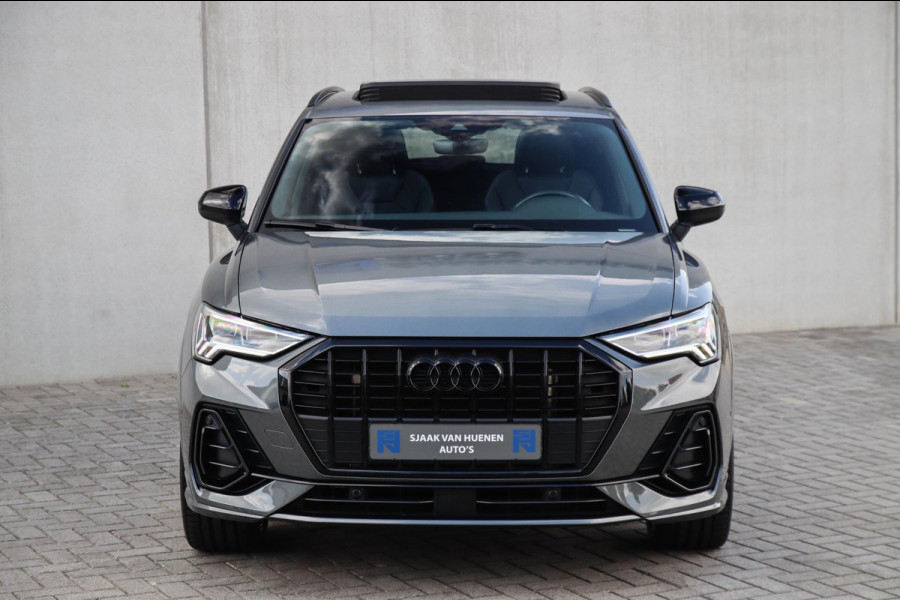 Audi Q3 45 TFSI e S Line Edition 245pk S-Tronic! 1e Eig|DLR|Panoramadak|Virtual Cockpit|LED Matrix|Leder|ACC|Camera|Black|Trekhaak