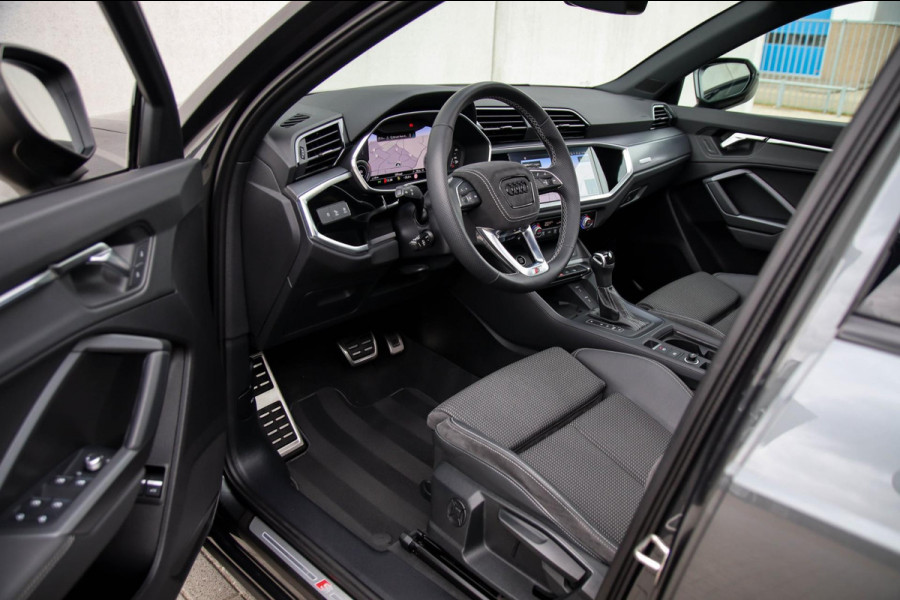 Audi Q3 45 TFSI e S Line Edition 245pk S-Tronic! 1e Eig|DLR|Panoramadak|Virtual Cockpit|LED Matrix|Leder|ACC|Camera|Black|Trekhaak