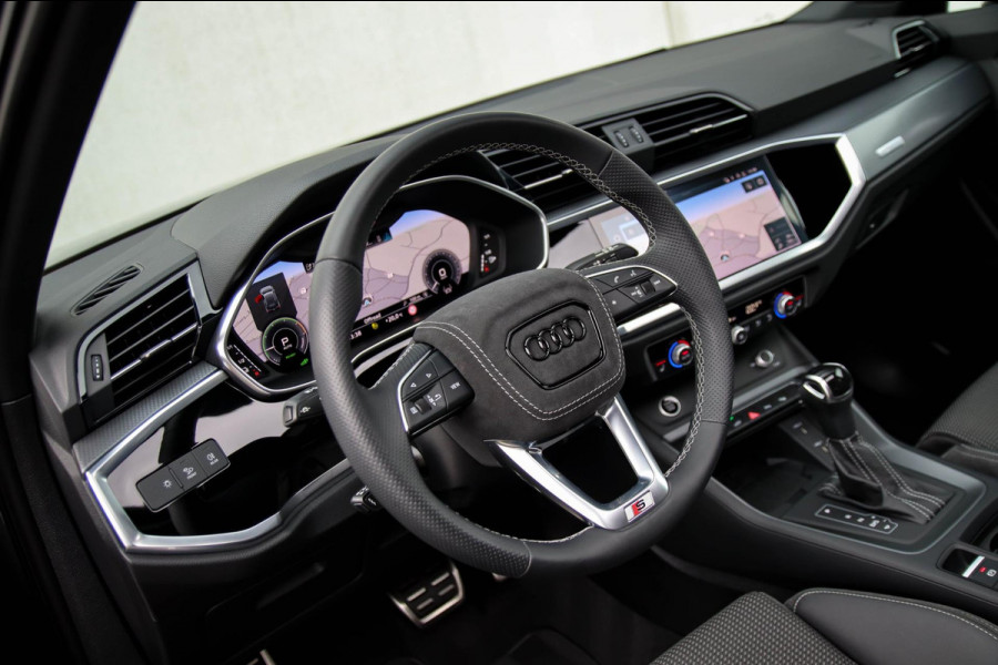 Audi Q3 45 TFSI e S Line Edition 245pk S-Tronic! 1e Eig|DLR|Panoramadak|Virtual Cockpit|LED Matrix|Leder|ACC|Camera|Black|Trekhaak