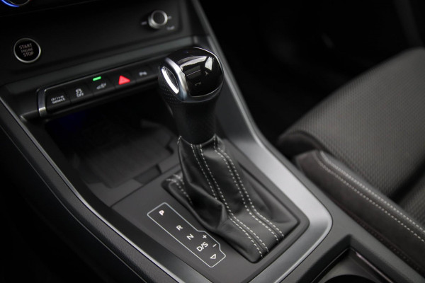 Audi Q3 45 TFSI e S Line Edition 245pk S-Tronic! 1e Eig|DLR|Panoramadak|Virtual Cockpit|LED Matrix|Leder|ACC|Camera|Black|Trekhaak