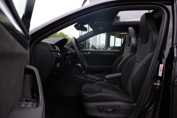 Škoda Superb Combi 1.4 TSI 218 PK iV Sportline Business PHEV, Panoramadak, Adap. Cruise Control, Camera