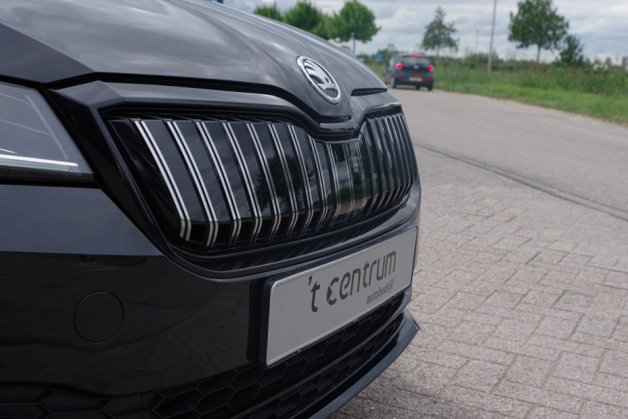 Škoda Superb Combi 1.4 TSI 218 PK iV Sportline Business PHEV, Panoramadak, Adap. Cruise Control, Camera