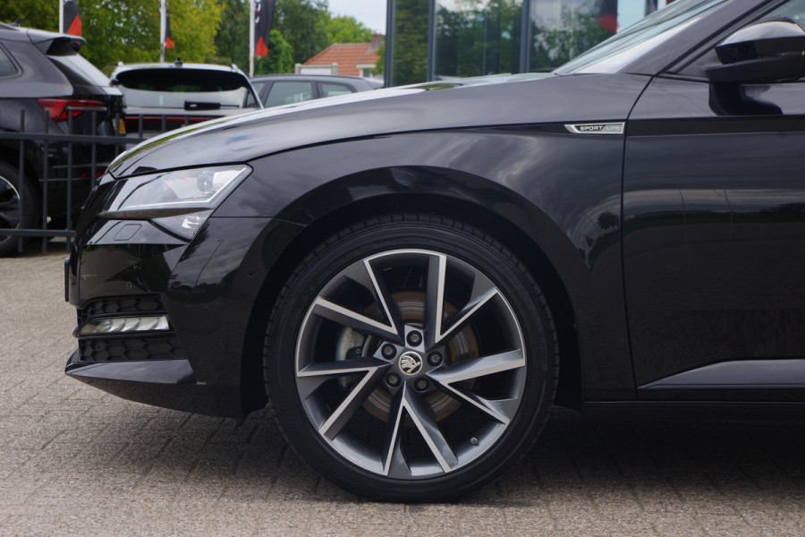 Škoda Superb Combi 1.4 TSI 218 PK iV Sportline Business PHEV, Panoramadak, Adap. Cruise Control, Camera