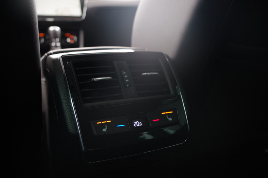Škoda Superb Combi 1.4 TSI 218 PK iV Sportline Business PHEV, Panoramadak, Adap. Cruise Control, Camera