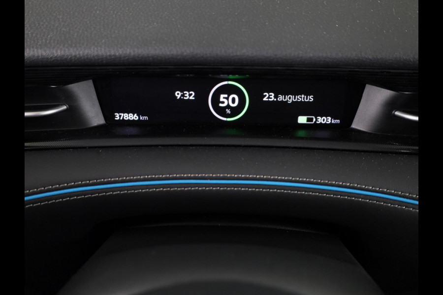 Volkswagen ID.7 Pro Business 77 kWh 286 PK | Warmtepomp | 20 Inch | Camera | Navigatie