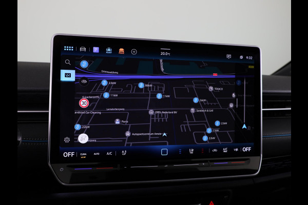 Volkswagen ID.7 Pro Business 77 kWh 286 PK | Warmtepomp | 20 Inch | Camera | Navigatie