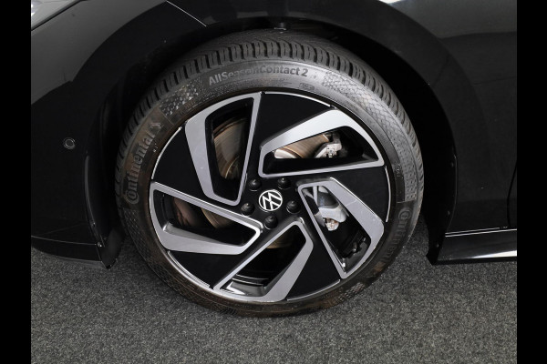 Volkswagen ID.7 Pro Business 77 kWh 286 PK | Warmtepomp | 20 Inch | Camera | Navigatie