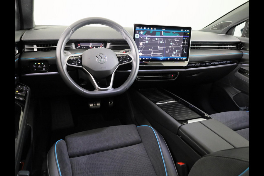 Volkswagen ID.7 Pro Business 77 kWh 286 PK | Warmtepomp | 20 Inch | Camera | Navigatie
