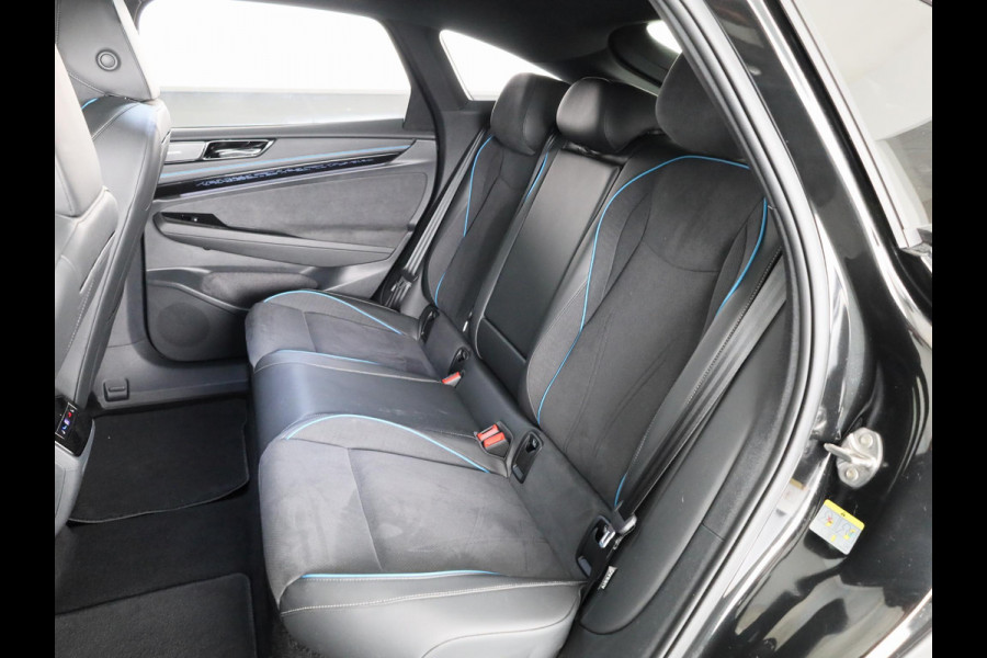 Volkswagen ID.7 Pro Business 77 kWh 286 PK | Warmtepomp | 20 Inch | Camera | Navigatie