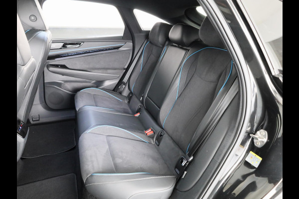 Volkswagen ID.7 Pro Business 77 kWh 286 PK | Warmtepomp | 20 Inch | Camera | Navigatie