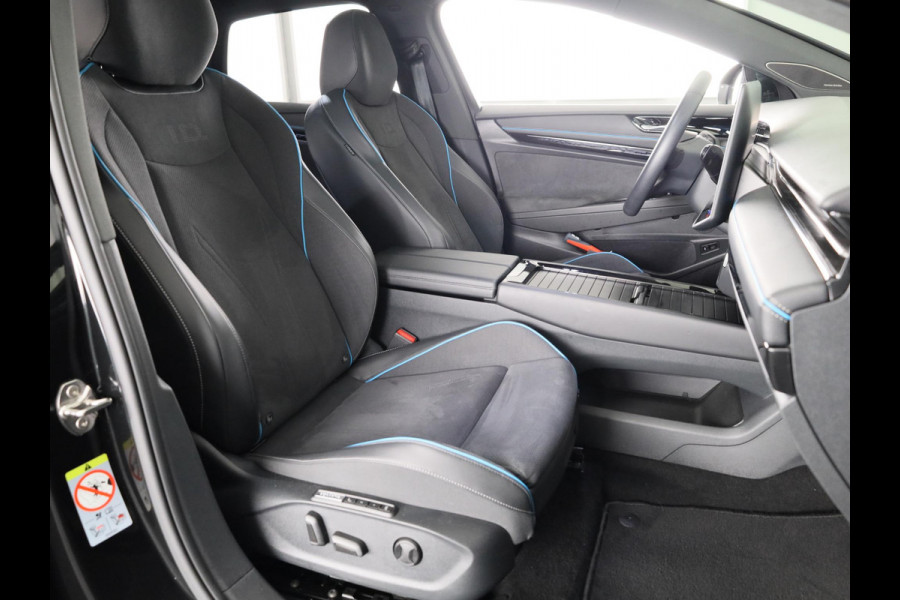 Volkswagen ID.7 Pro Business 77 kWh 286 PK | Warmtepomp | 20 Inch | Camera | Navigatie