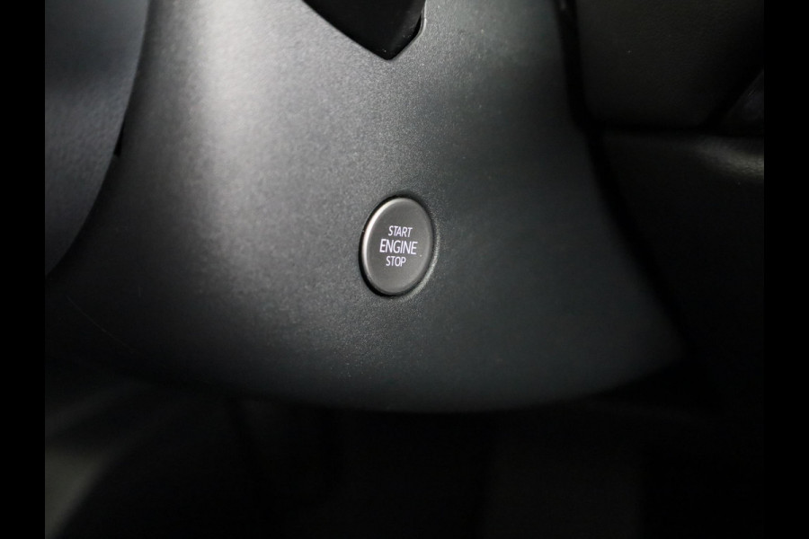Volkswagen ID.7 Pro Business 77 kWh 286 PK | Warmtepomp | 20 Inch | Camera | Navigatie