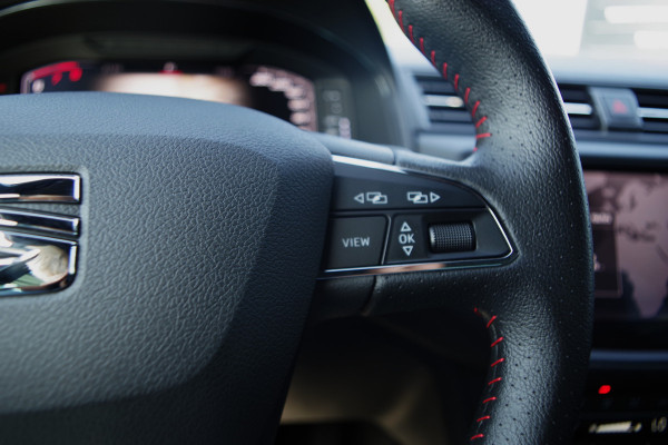 Seat Arona 1.0 TSI 116 PK FR-Line, Adap. Cruise Control, Beats-Audio, Camera, LED