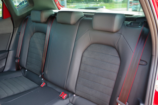 Seat Arona 1.0 TSI 116 PK FR-Line, Adap. Cruise Control, Beats-Audio, Camera, LED