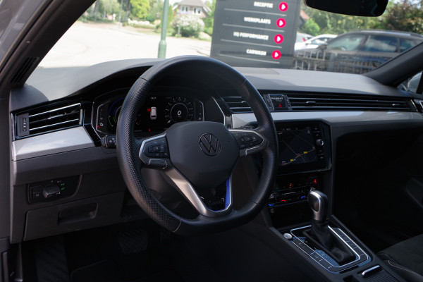 Volkswagen Passat Variant 1.4 TSI 218 PK GTE Business PHEV, Adap. Cruise Control, Winterpakket, LED, Camera