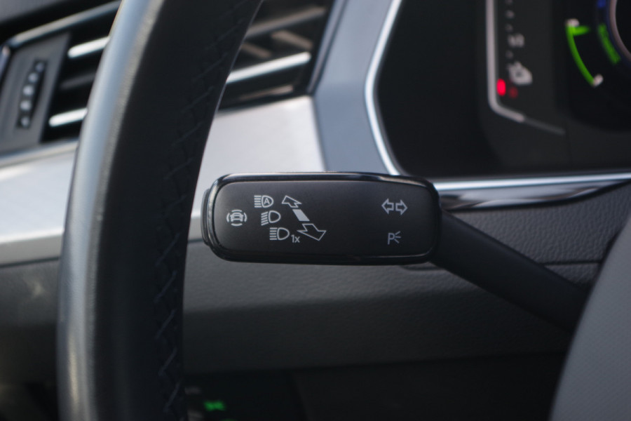 Volkswagen Passat Variant 1.4 TSI 218 PK GTE Business PHEV, Adap. Cruise Control, Winterpakket, LED, Camera