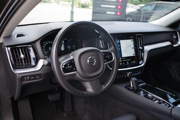Volvo V60 2.0 T6 350 PK Recharge AWD R-Design, Panoramadak, Adap. Cruise Control, 360 Camera, Leder