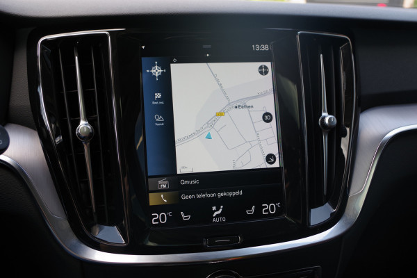 Volvo V60 2.0 T6 350 PK Recharge AWD R-Design, Panoramadak, Adap. Cruise Control, 360 Camera, Leder