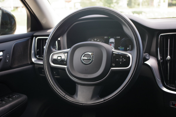Volvo V60 2.0 T6 350 PK Recharge AWD R-Design, Panoramadak, Adap. Cruise Control, 360 Camera, Leder