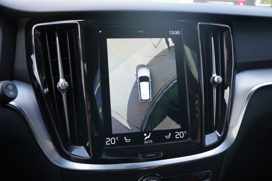 Volvo V60 2.0 T6 350 PK Recharge AWD R-Design, Panoramadak, Adap. Cruise Control, 360 Camera, Leder